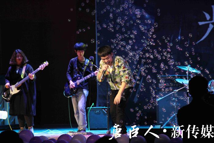 麻豆传媒