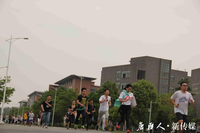 麻豆传媒