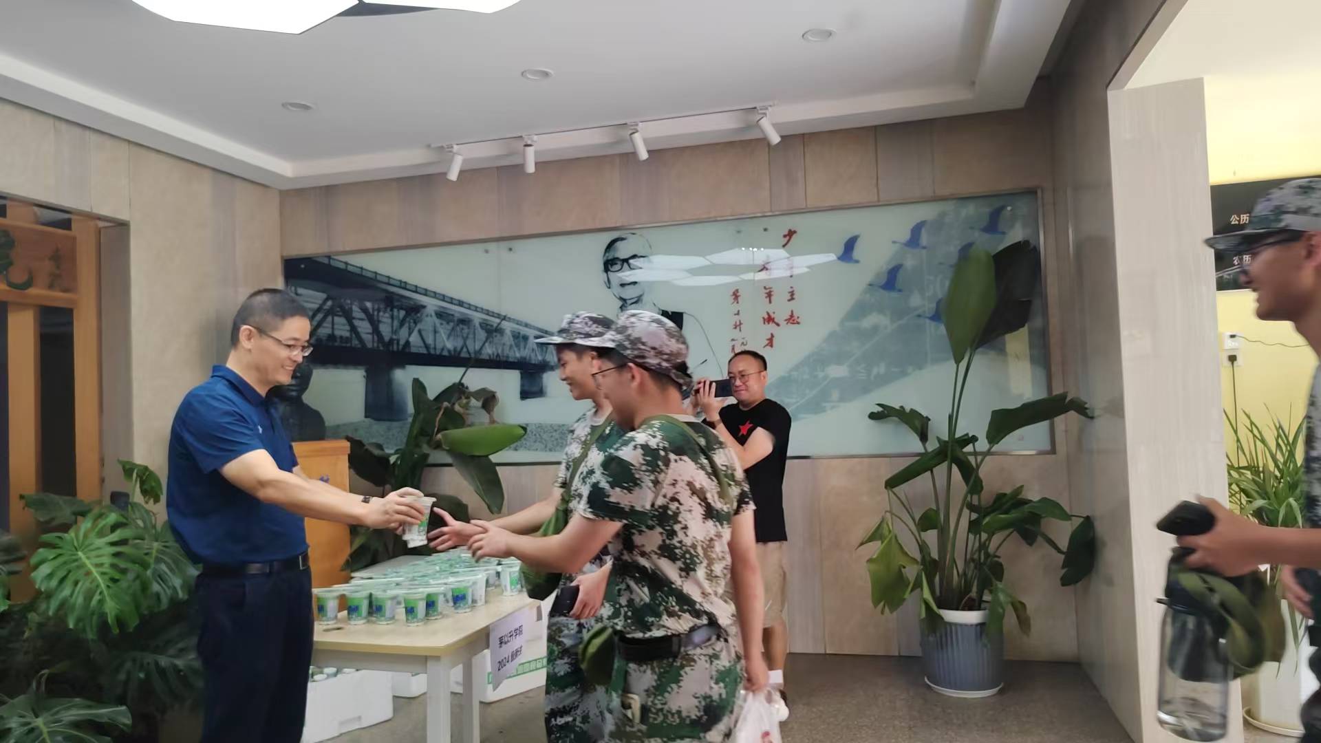 麻豆传媒
