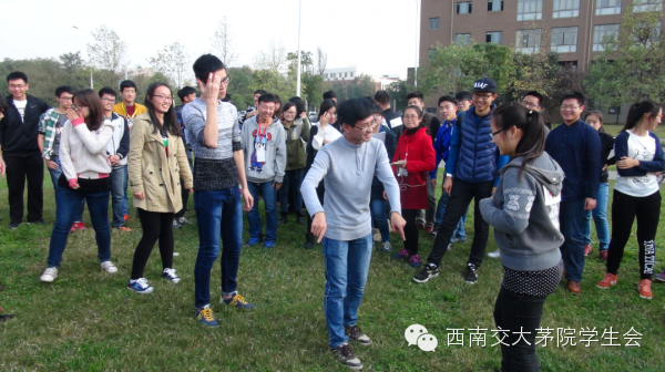 麻豆传媒